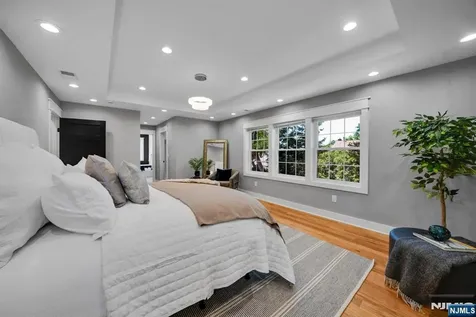 22 14th Street Kenilworth NJ 07033