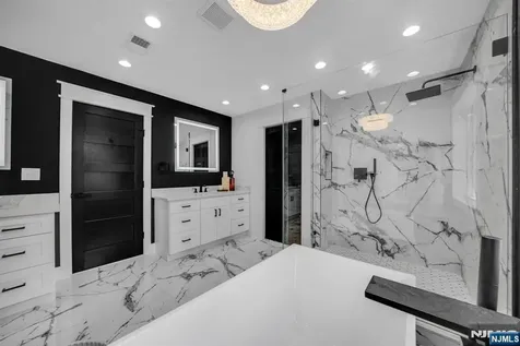 22 14th Street Kenilworth NJ 07033