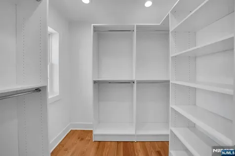 22 14th Street Kenilworth NJ 07033