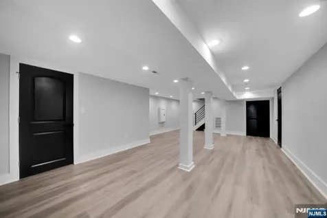 22 14th Street Kenilworth NJ 07033