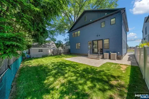 22 14th Street Kenilworth NJ 07033