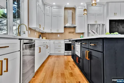 22 14th Street Kenilworth NJ 07033