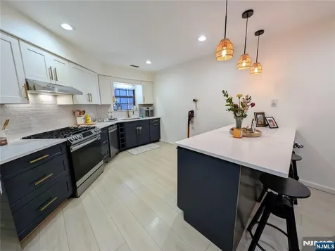 20 Quincy Lane West Milford NJ 07480
