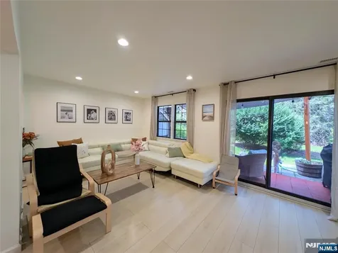 20 Quincy Lane West Milford NJ 07480