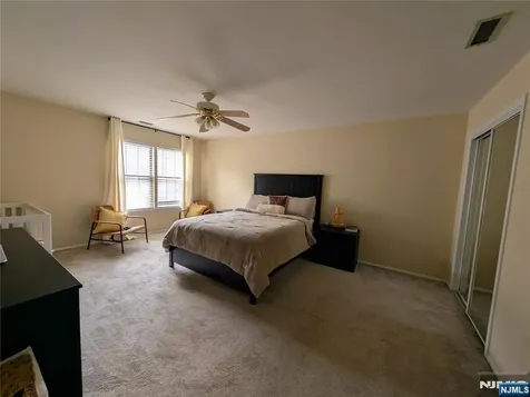 20 Quincy Lane West Milford NJ 07480