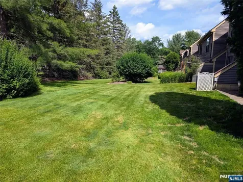 20 Quincy Lane West Milford NJ 07480