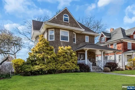 467 Summit Hackensack NJ 07601