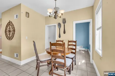 467 Summit Hackensack NJ 07601