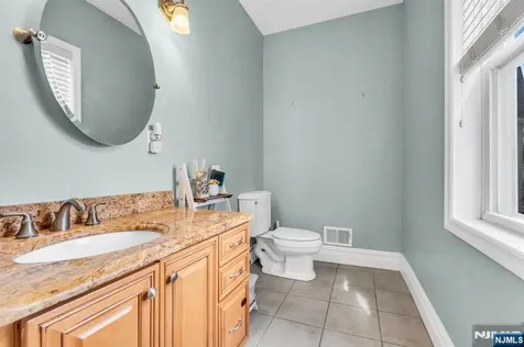 467 Summit Hackensack NJ 07601