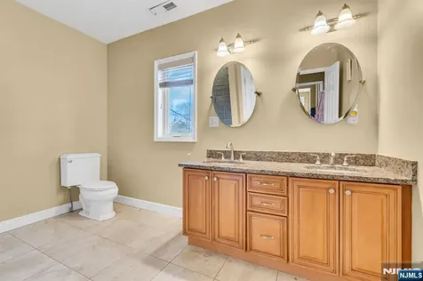 467 Summit Hackensack NJ 07601