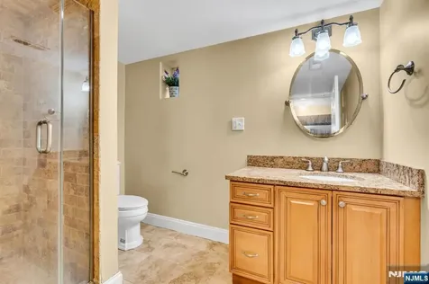 467 Summit Hackensack NJ 07601