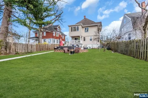 467 Summit Hackensack NJ 07601