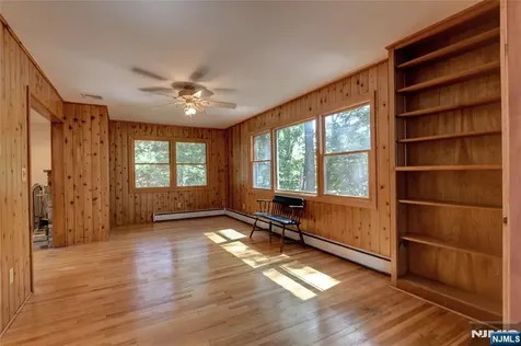 34 Knoll Road Wayne NJ 07470