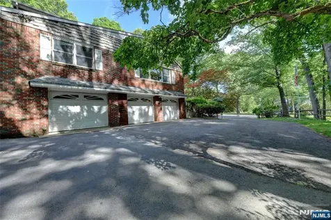 34 Knoll Road Wayne NJ 07470