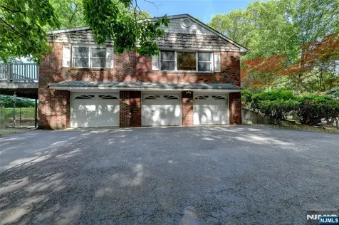 34 Knoll Road Wayne NJ 07470