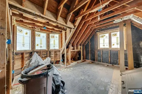 541 Page Avenue Lyndhurst NJ 07071
