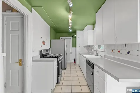 226 Northfield Road Livingston NJ 07039