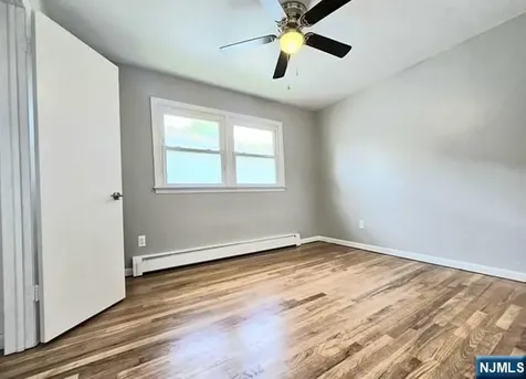 22 Kennedy Court Lyndhurst NJ 07071