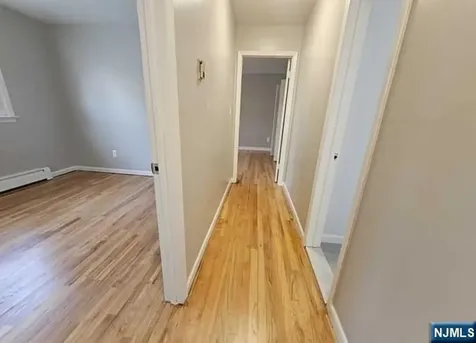 22 Kennedy Court Lyndhurst NJ 07071