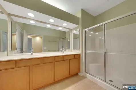 2202 Warrens Way Wanaque NJ 07465