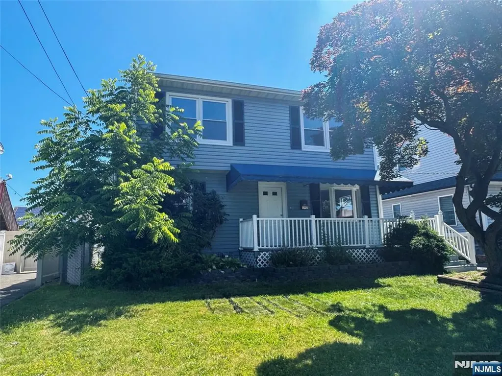 192 6th Street Saddle Brook NJ 07663