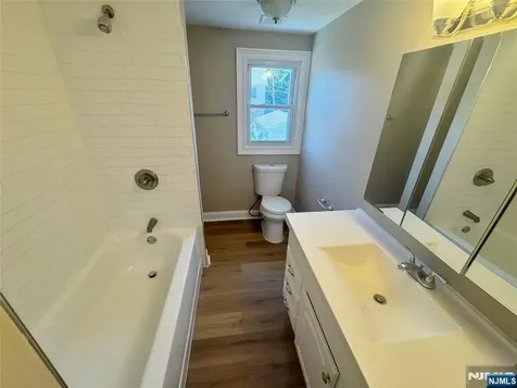 192 6th Street Saddle Brook NJ 07663