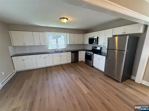 192 6th Street Saddle Brook NJ 07663