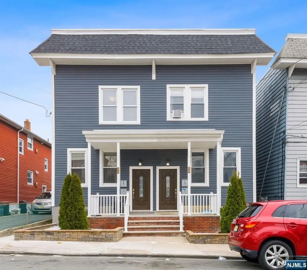 92 Windsor Street Kearny NJ 07032