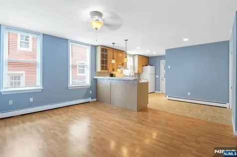 92 Windsor Street Kearny NJ 07032