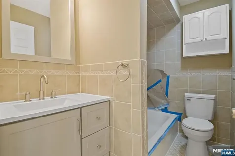 92 Windsor Street Kearny NJ 07032