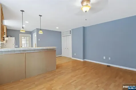 92 Windsor Street Kearny NJ 07032