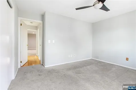 33 Green Valley Court Secaucus NJ 07094