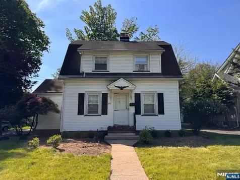 352 Durie Avenue Closter NJ 07624