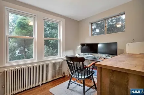 352 Durie Avenue Closter NJ 07624