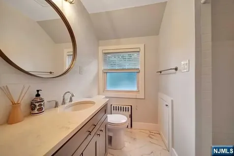 352 Durie Avenue Closter NJ 07624