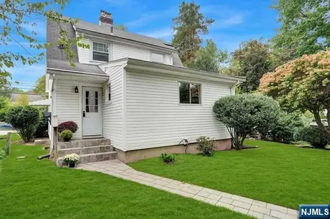 352 Durie Avenue Closter NJ 07624