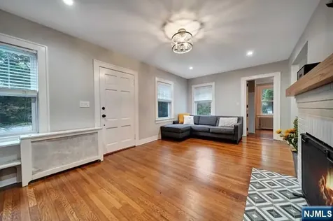 352 Durie Avenue Closter NJ 07624