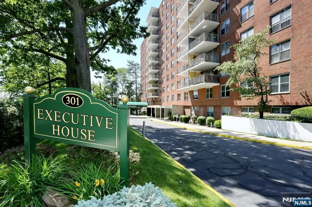 301 Beech Street Hackensack NJ 07601