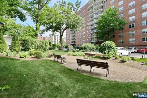 301 Beech Street Hackensack NJ 07601