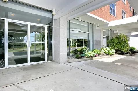 301 Beech Street Hackensack NJ 07601