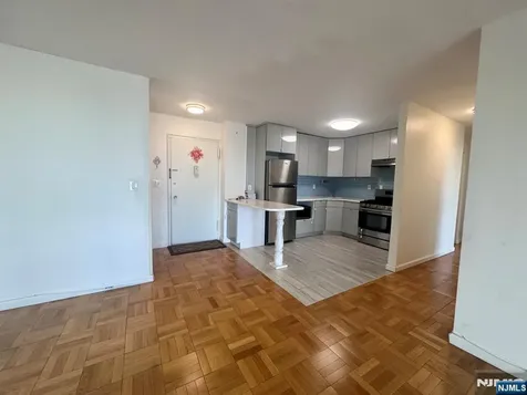 2100 Linwood Avenue Fort Lee NJ 07024
