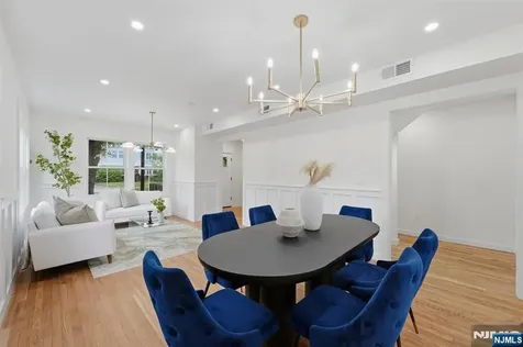 166 Lincoln Street Montclair NJ 07042