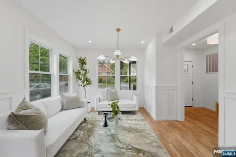 166 Lincoln Street Montclair NJ 07042