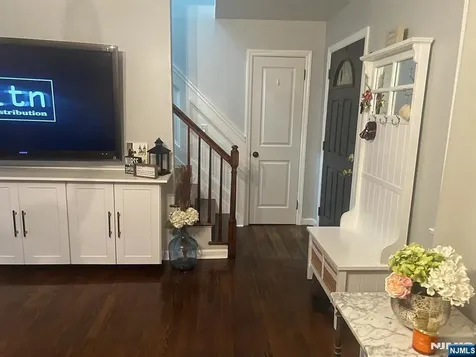 6 Cedar Street Pompton Lakes NJ 07442