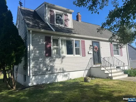 6 Cedar Street Pompton Lakes NJ 07442