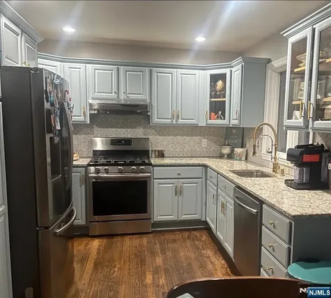 6 Cedar Street Pompton Lakes NJ 07442
