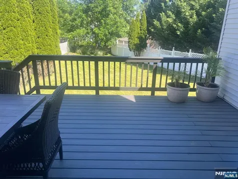 6 Cedar Street Pompton Lakes NJ 07442