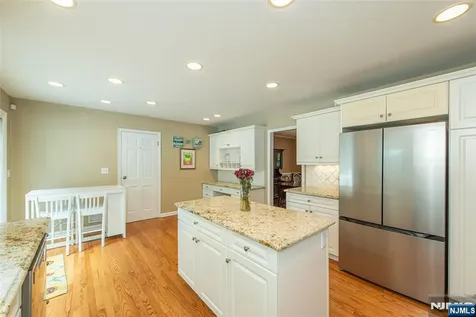 7 Natalie West Caldwell NJ 07006