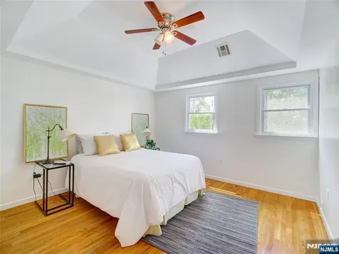 8 Pine Street West Orange NJ 07052