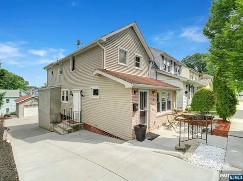 8 Pine Street West Orange NJ 07052